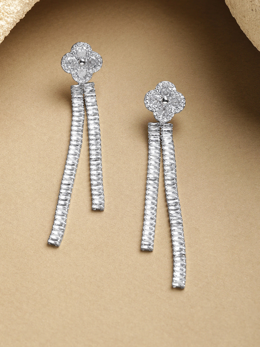 Silver Crystal Long Dangler Earrings フリーサイズ