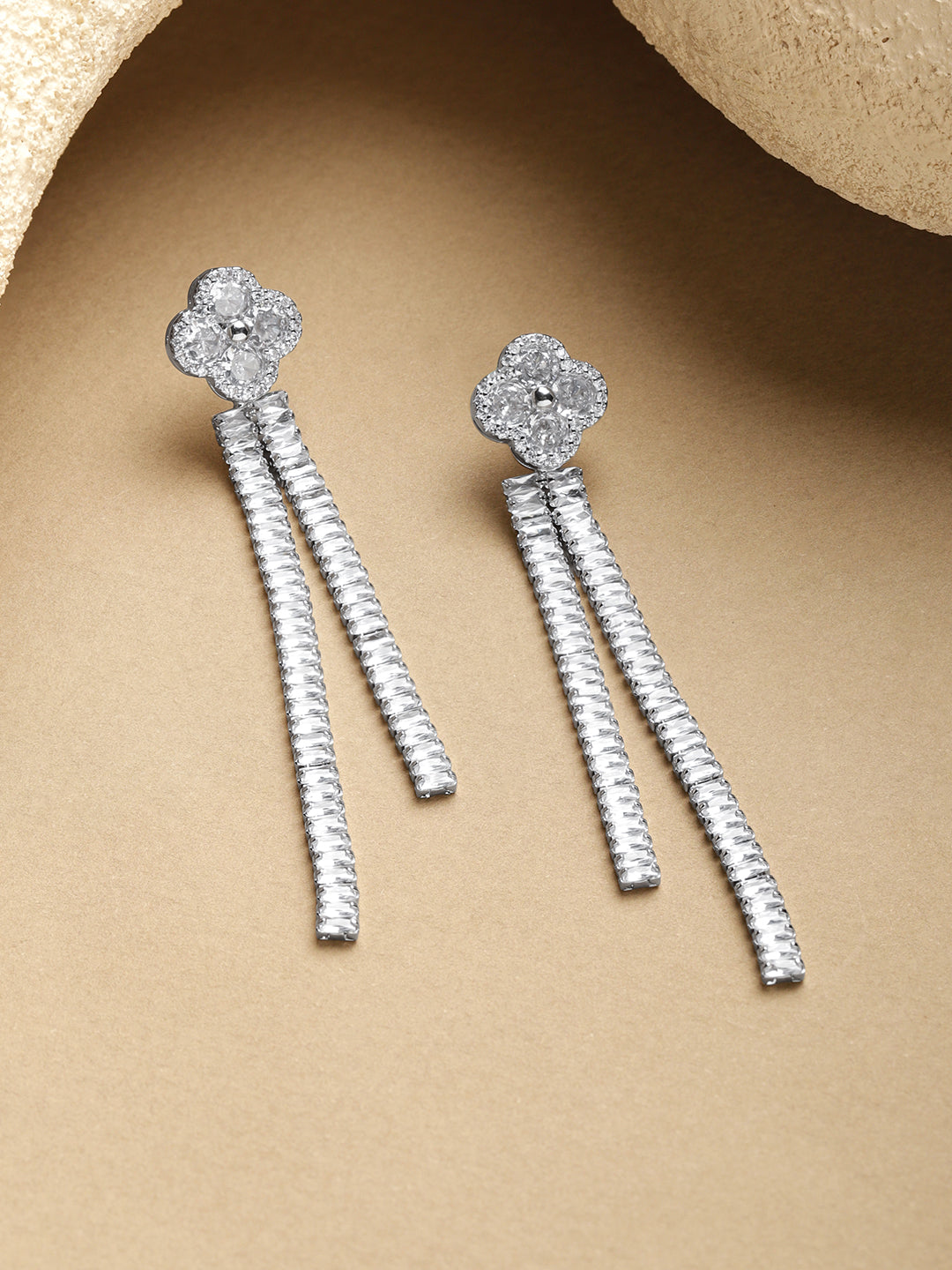 Silver Crystal Long Dangler Earrings フリーサイズ