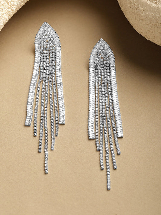 Crystal White Long Dangler Earrings フリーサイズ