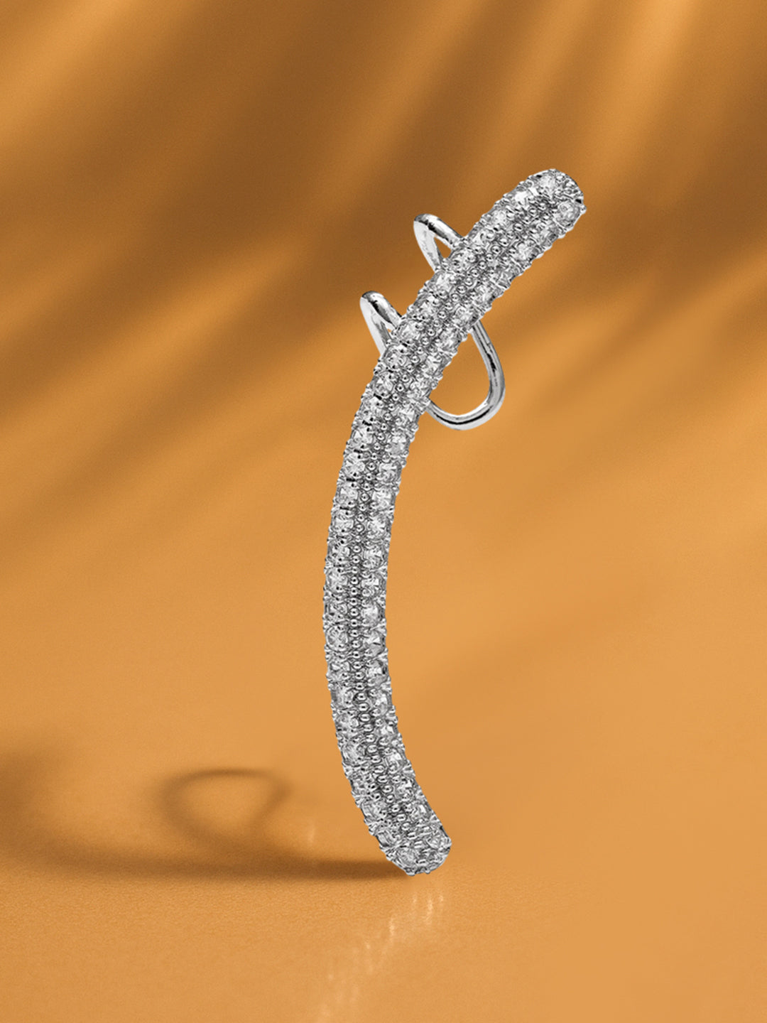 【Rubans】 American Diamond Zirconia Sleek Ear Cuff (1 piece)｜アメリカンダイヤモンド ジルコニア スリーク イヤーカフ（片耳用・ステンレススチール・防水）