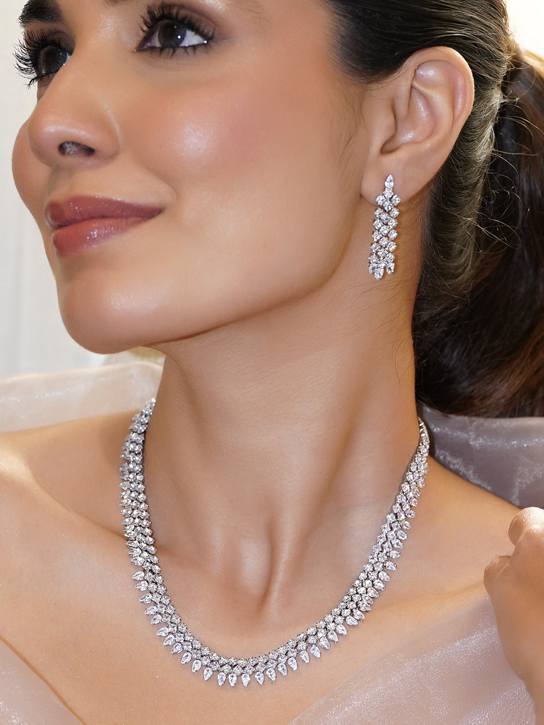 Silver Necklace Set with Crystal Clusters フリーサイズ