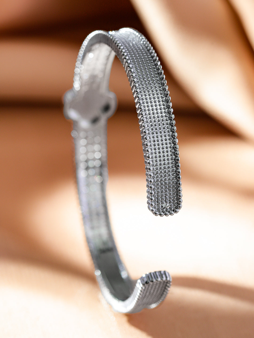 Delicate Flower Amercian Diamond Zircon Bracelet Silver