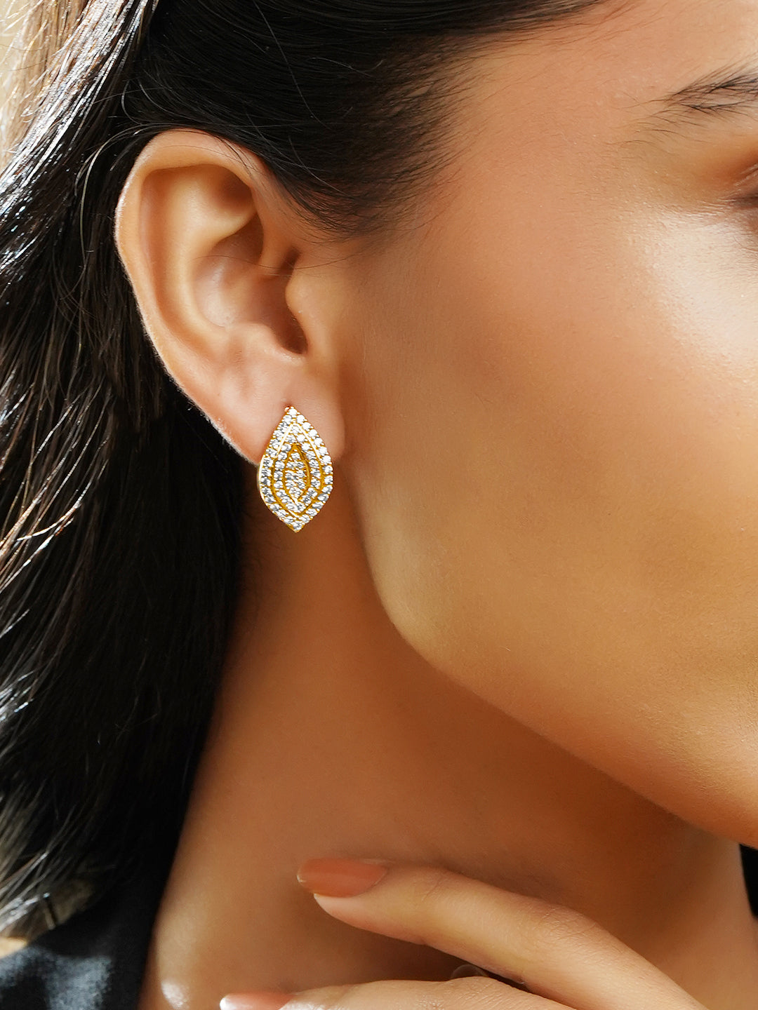 Rubans Voguish 18K Gold-Plated Marquise Leaf Crystal AD Stud Earrings フリーサイズ