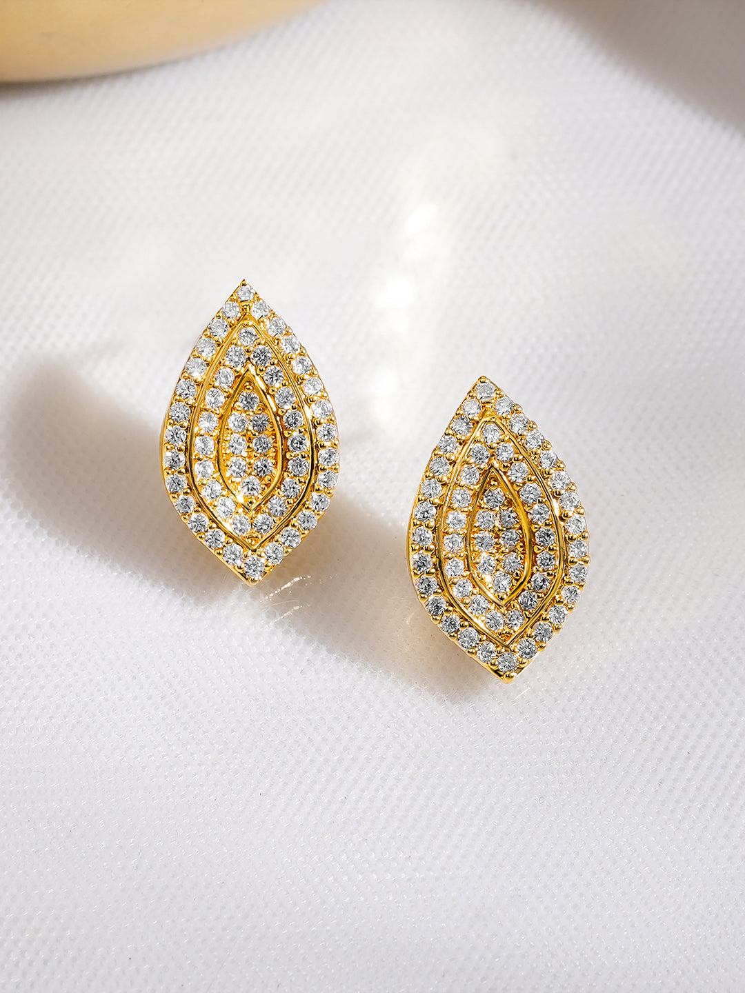 Rubans Voguish 18K Gold-Plated Marquise Leaf Crystal AD Stud Earrings フリーサイズ