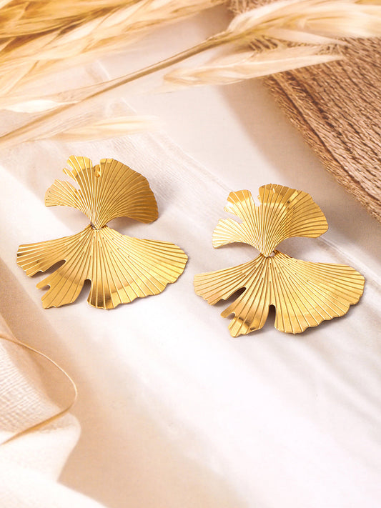 Golden Leaf Harmony Earrings Gold