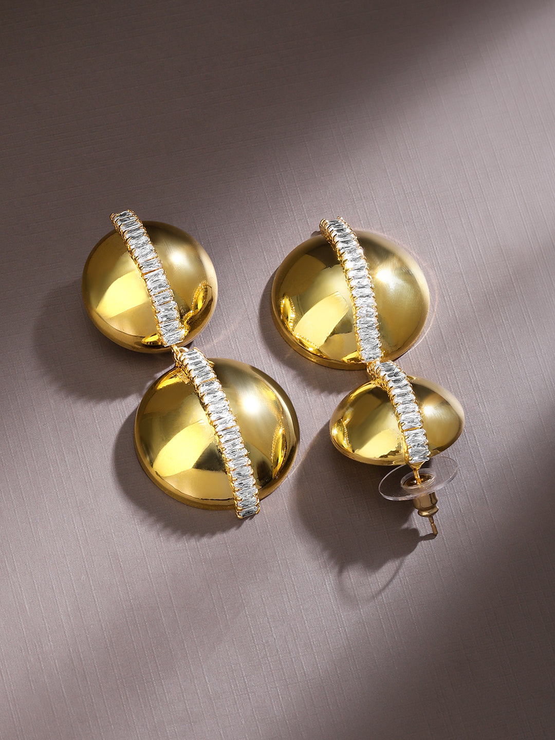 American Diamond Zirconia Glow Dome Earrings フリーサイズ
