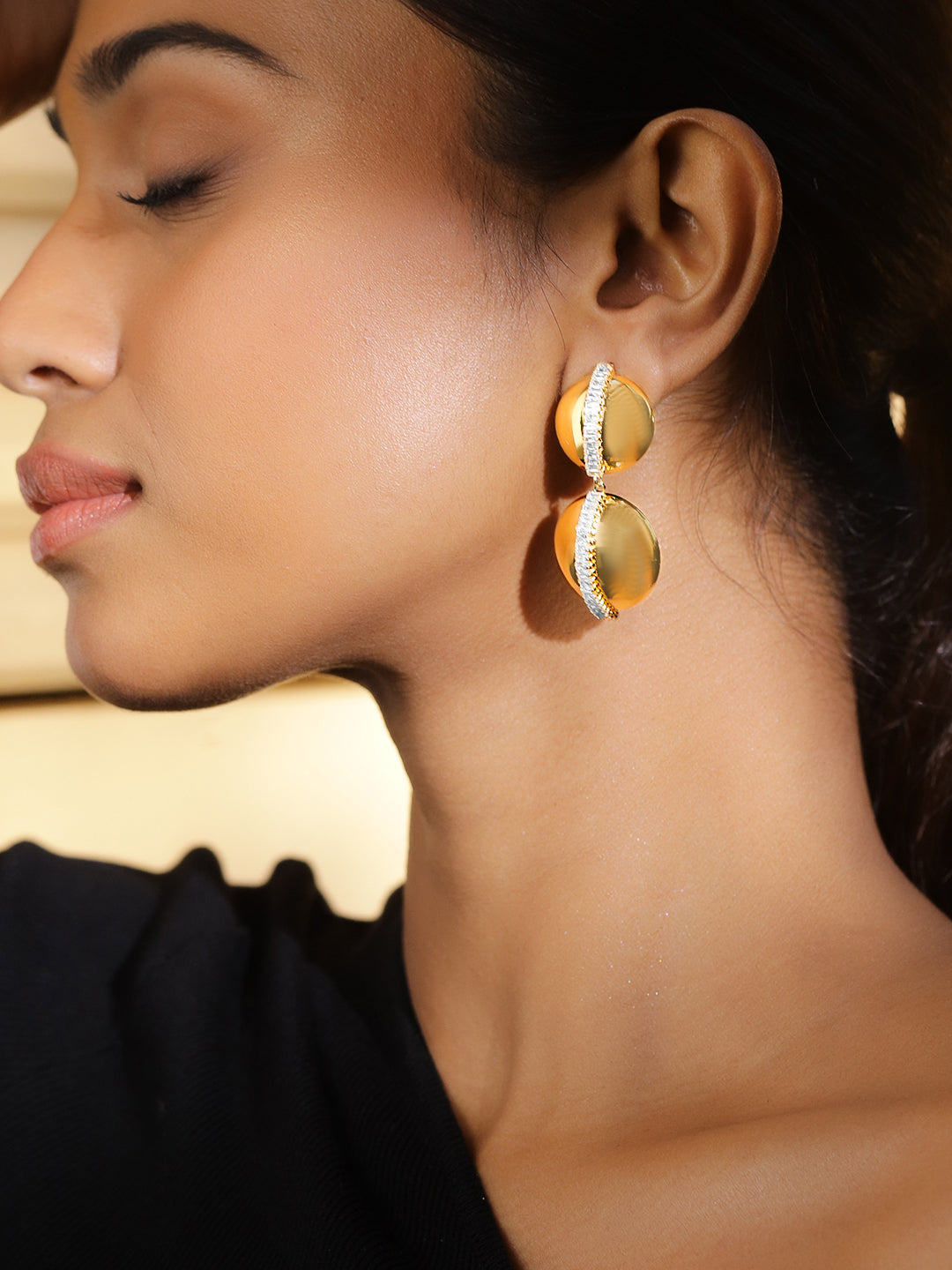 American Diamond Zirconia Glow Dome Earrings フリーサイズ