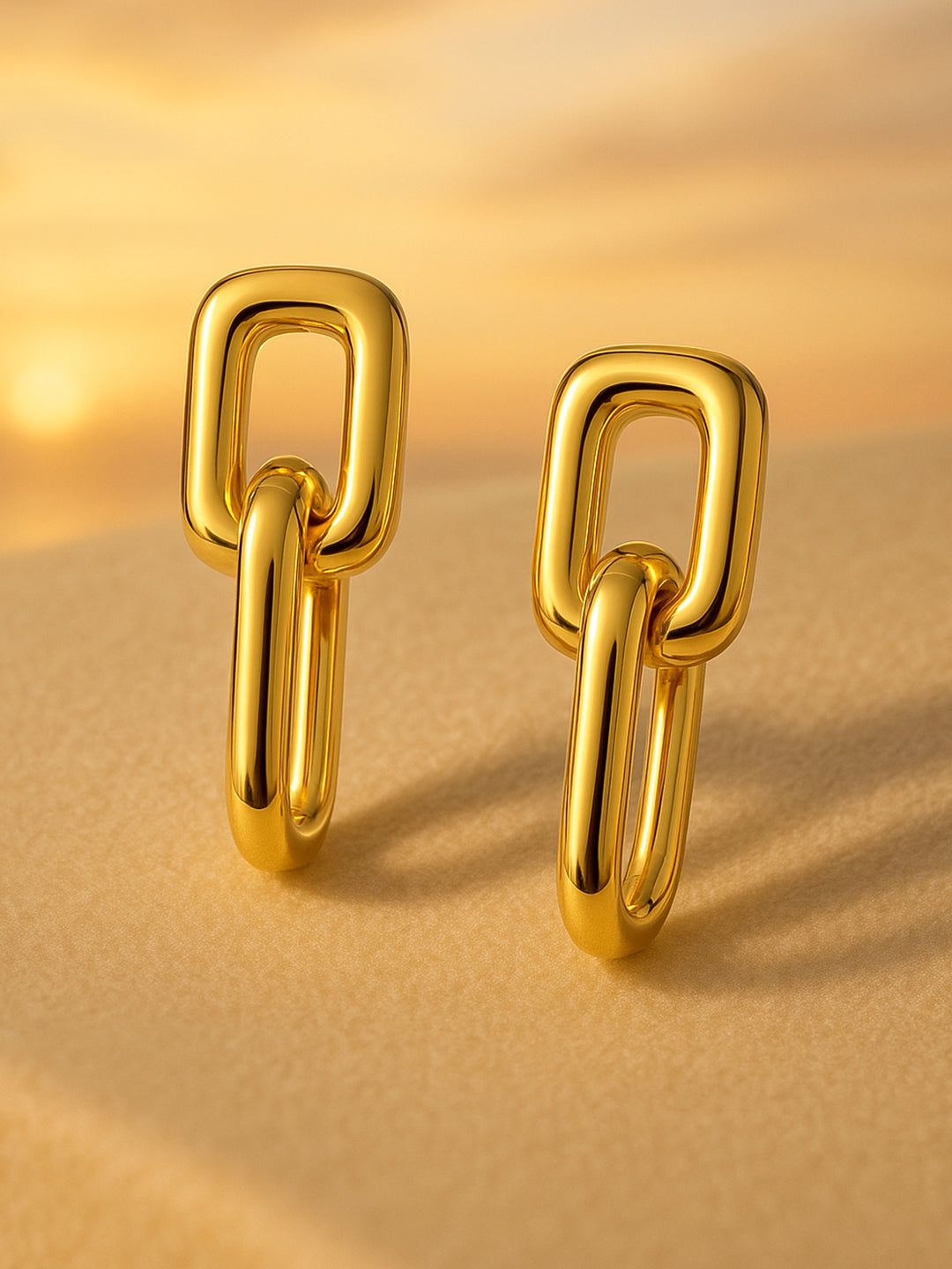 Tied in Gold Statement Earrings フリーサイズ