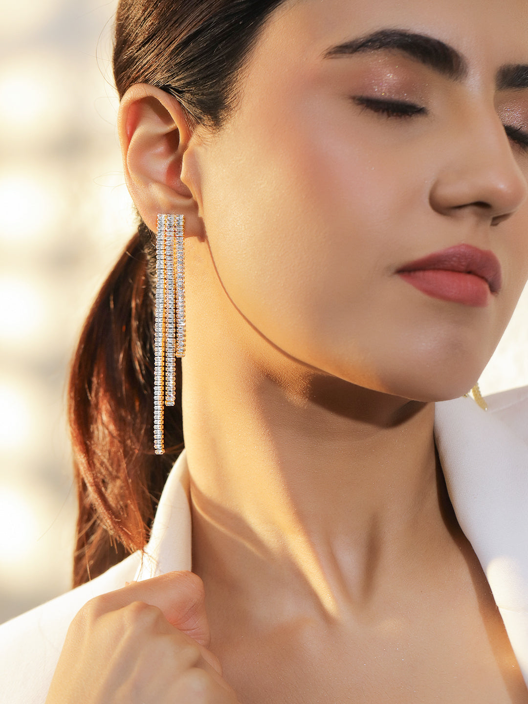 Gold Toned Crystal Studded Dangler Earrings フリーサイズ