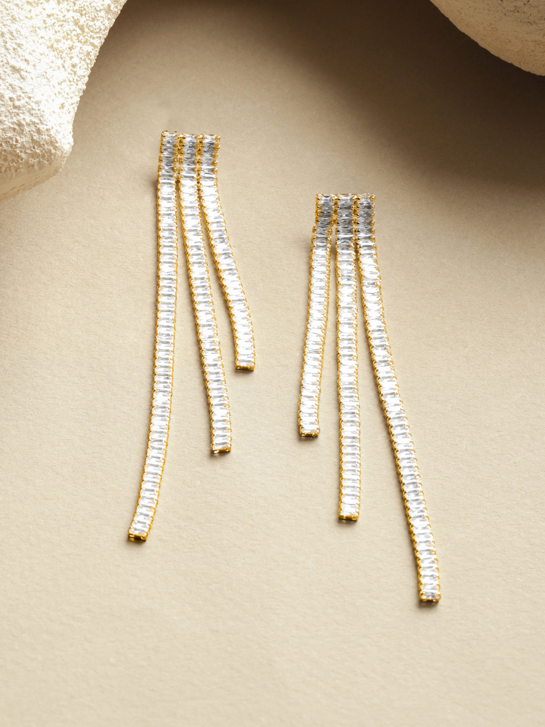 Gold Toned Crystal Studded Dangler Earrings フリーサイズ