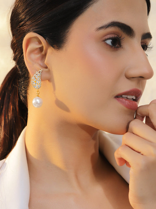 Wing shaped Pearl & Crystal Drop Earrings フリーサイズ