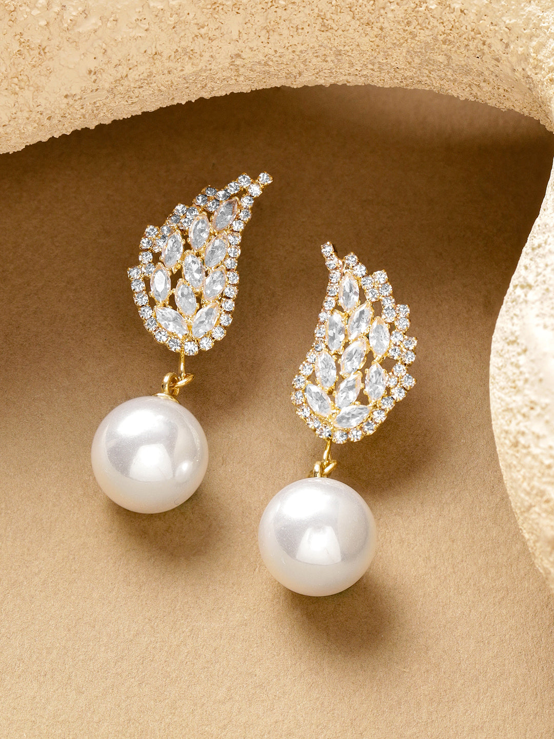 Wing shaped Pearl & Crystal Drop Earrings フリーサイズ