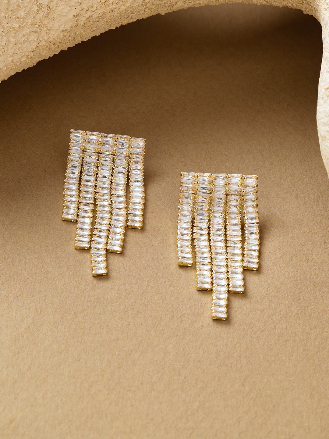 Crystal Cascading Geometric Dangler Earrings フリーサイズ
