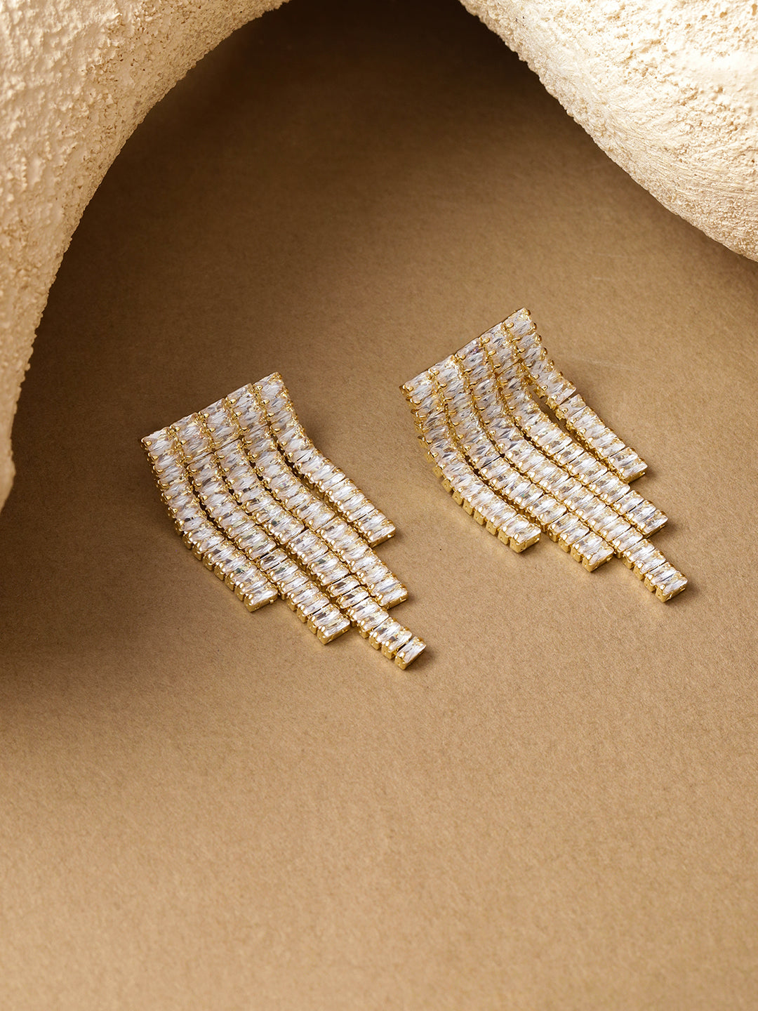 Crystal Cascading Geometric Dangler Earrings フリーサイズ