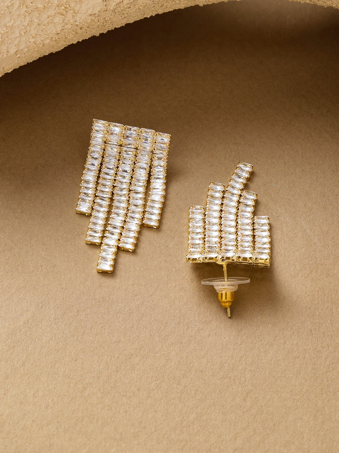Crystal Cascading Geometric Dangler Earrings フリーサイズ