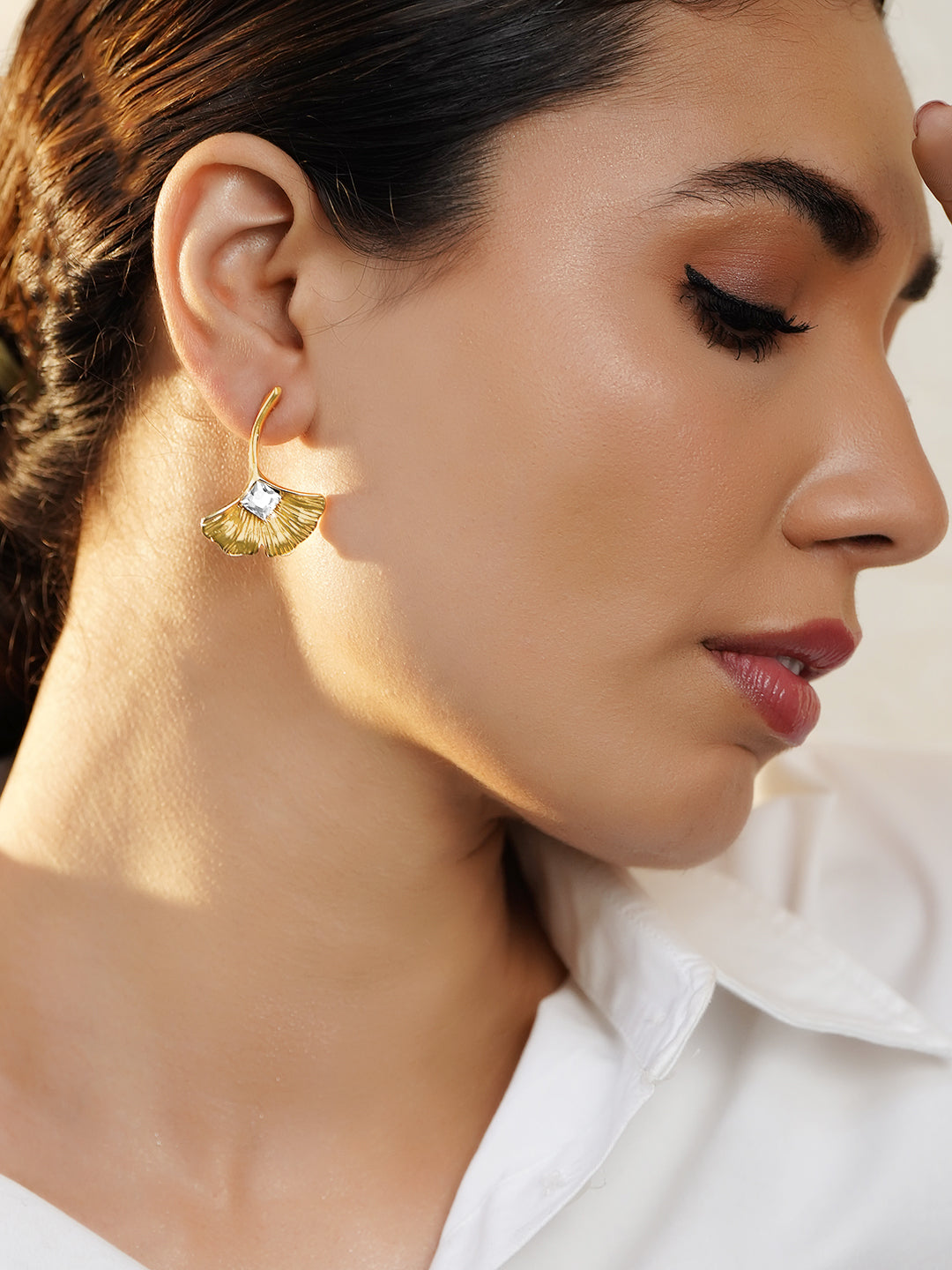 Ginkgo Leaf Stud Earrings フリーサイズ