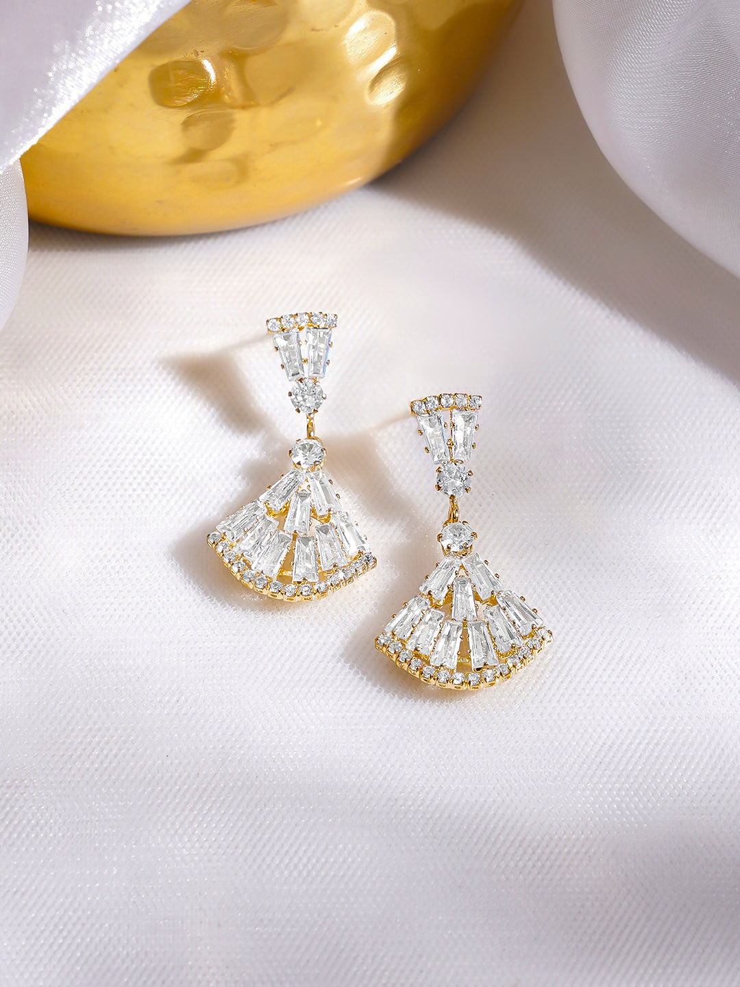 Rubans 18K Gold-Plated Baguette Crystal Tiered Geometric Drop Earrings フリーサイズ