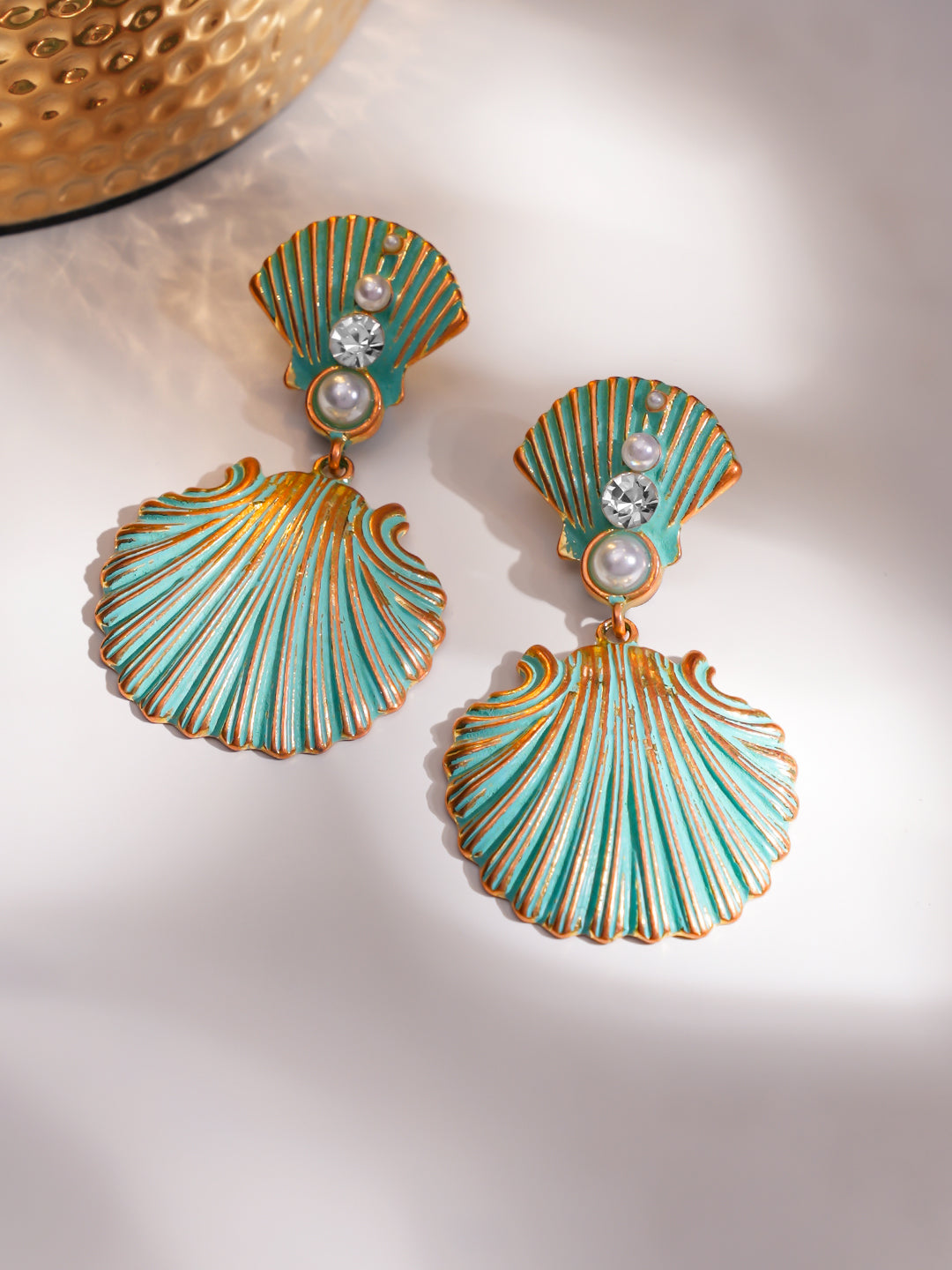 Shell Motif Blue Drop Earrings フリーサイズ