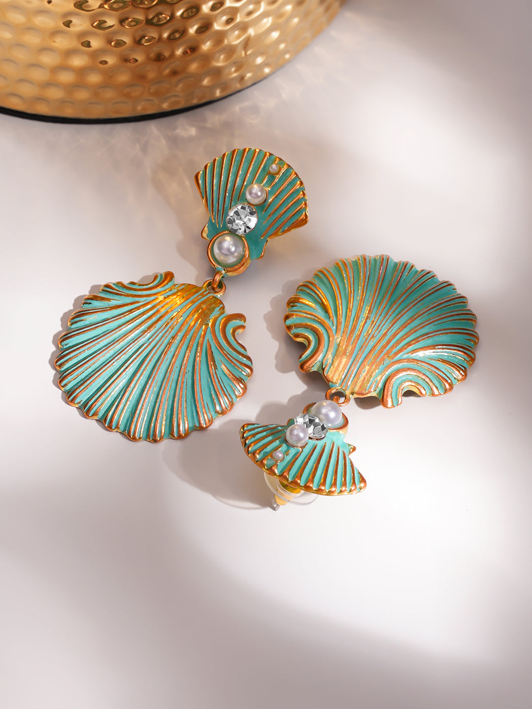 Shell Motif Blue Drop Earrings フリーサイズ