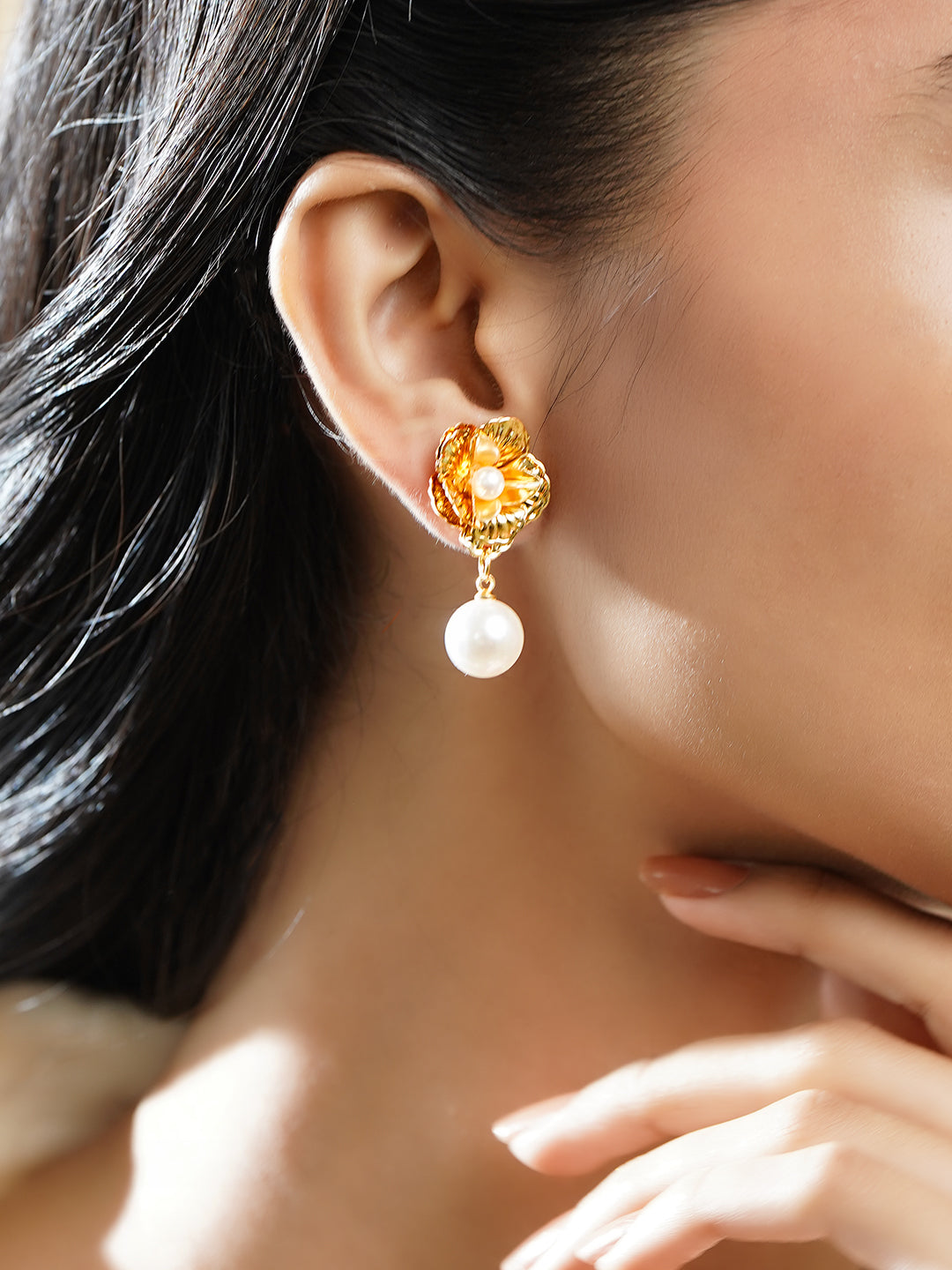 Gold Pearl Drop Earrings フリーサイズ