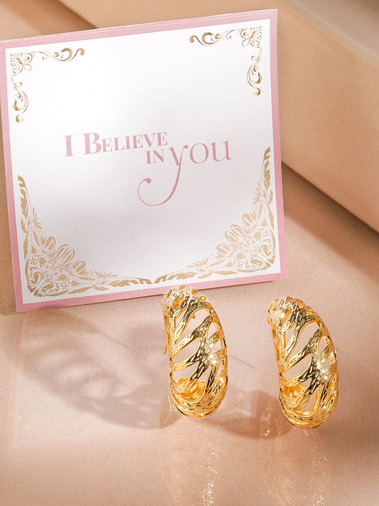 Golden Breeze Sculpted Hoop Earrings Gold