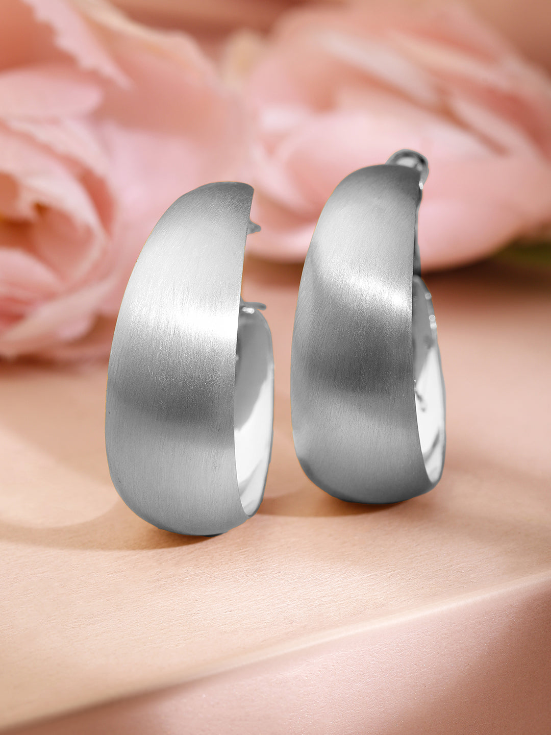 Silver Mooncurve Glow Hoop Earrings Silver