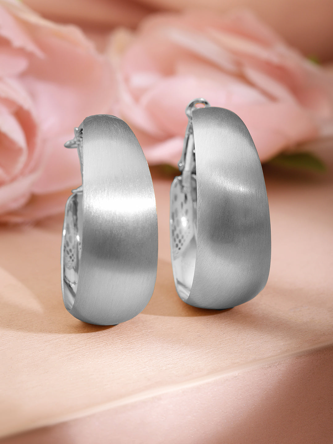 Silver Mooncurve Glow Hoop Earrings Silver