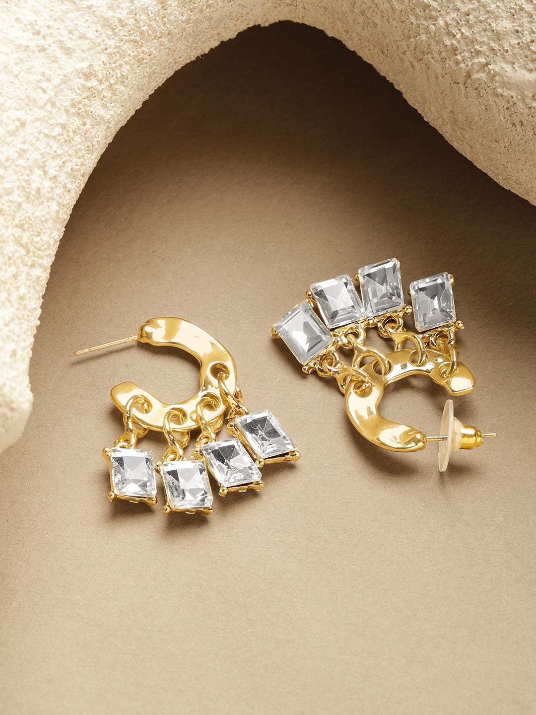 Crystal Drops Gold Toned Earrings フリーサイズ