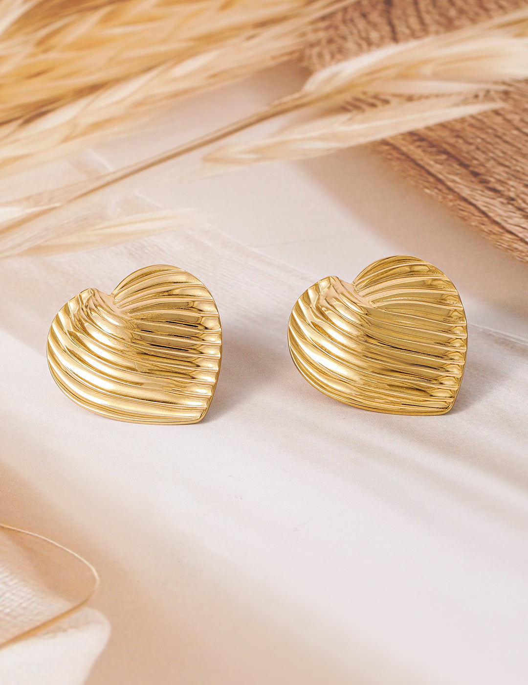 Tales of Textured Heart Golden Studs Gold