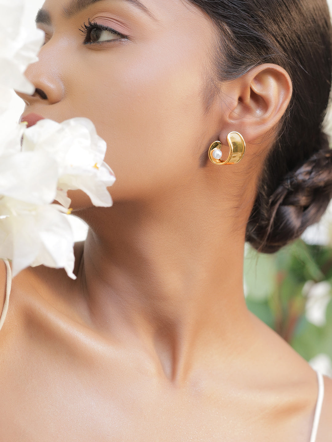 Golden Curvs of Grace with Pearl Studs フリーサイズ