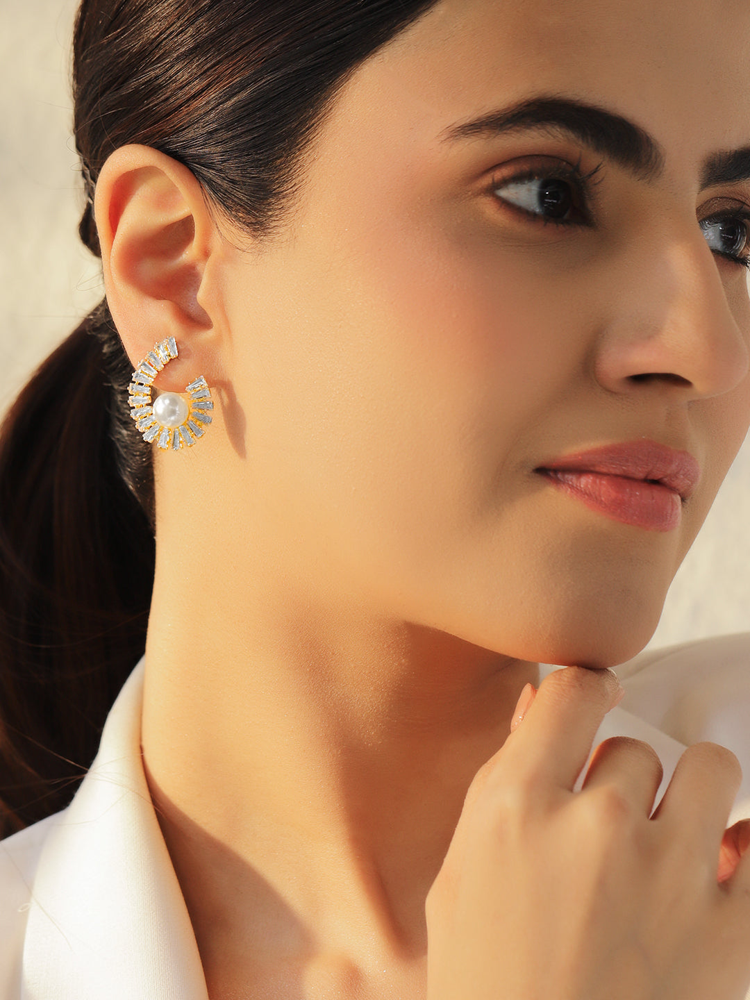 Pearl Crystal Stud Earrings フリーサイズ