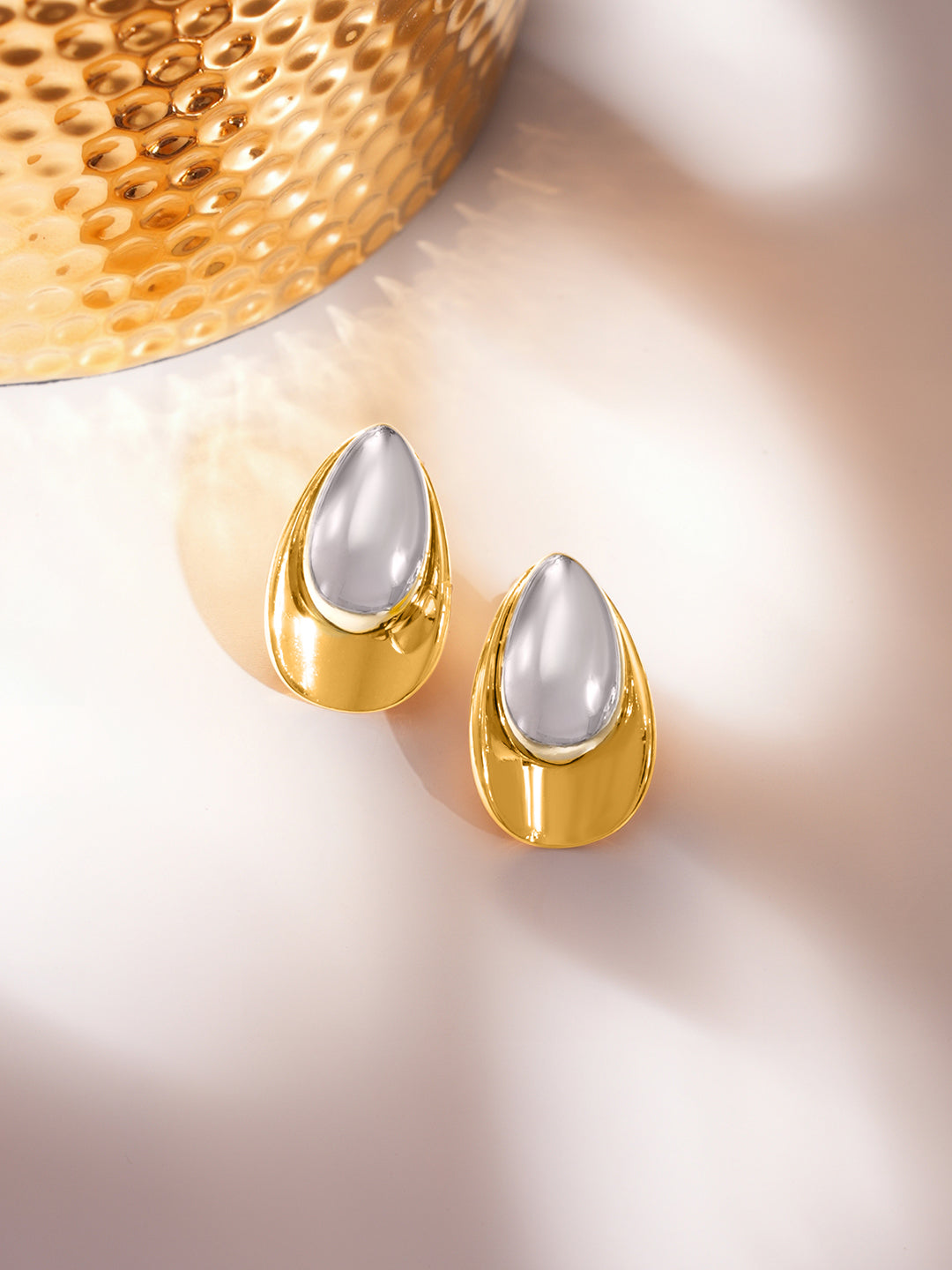 Western Touch Dual Tone Studs フリーサイズ