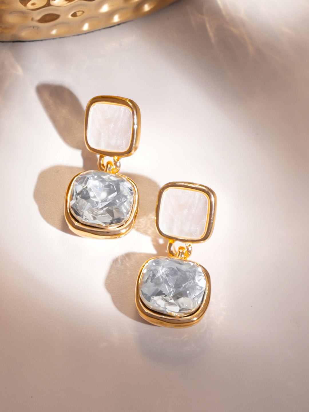 Rubans Voguish 18K Gold-Plated White Stone & Mother-of-Pearl Drop Earrings フリーサイズ