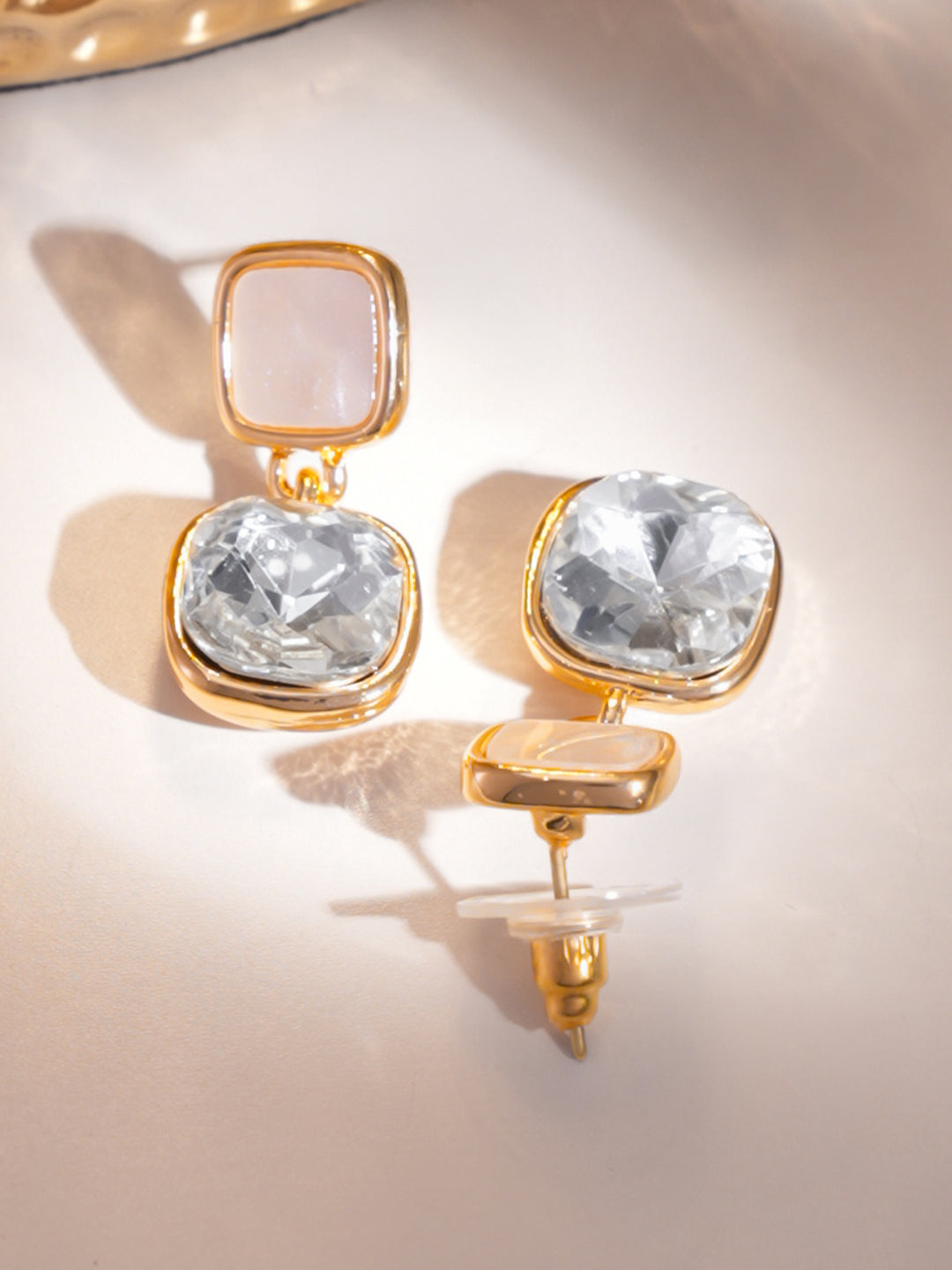 Rubans Voguish 18K Gold-Plated White Stone & Mother-of-Pearl Drop Earrings フリーサイズ
