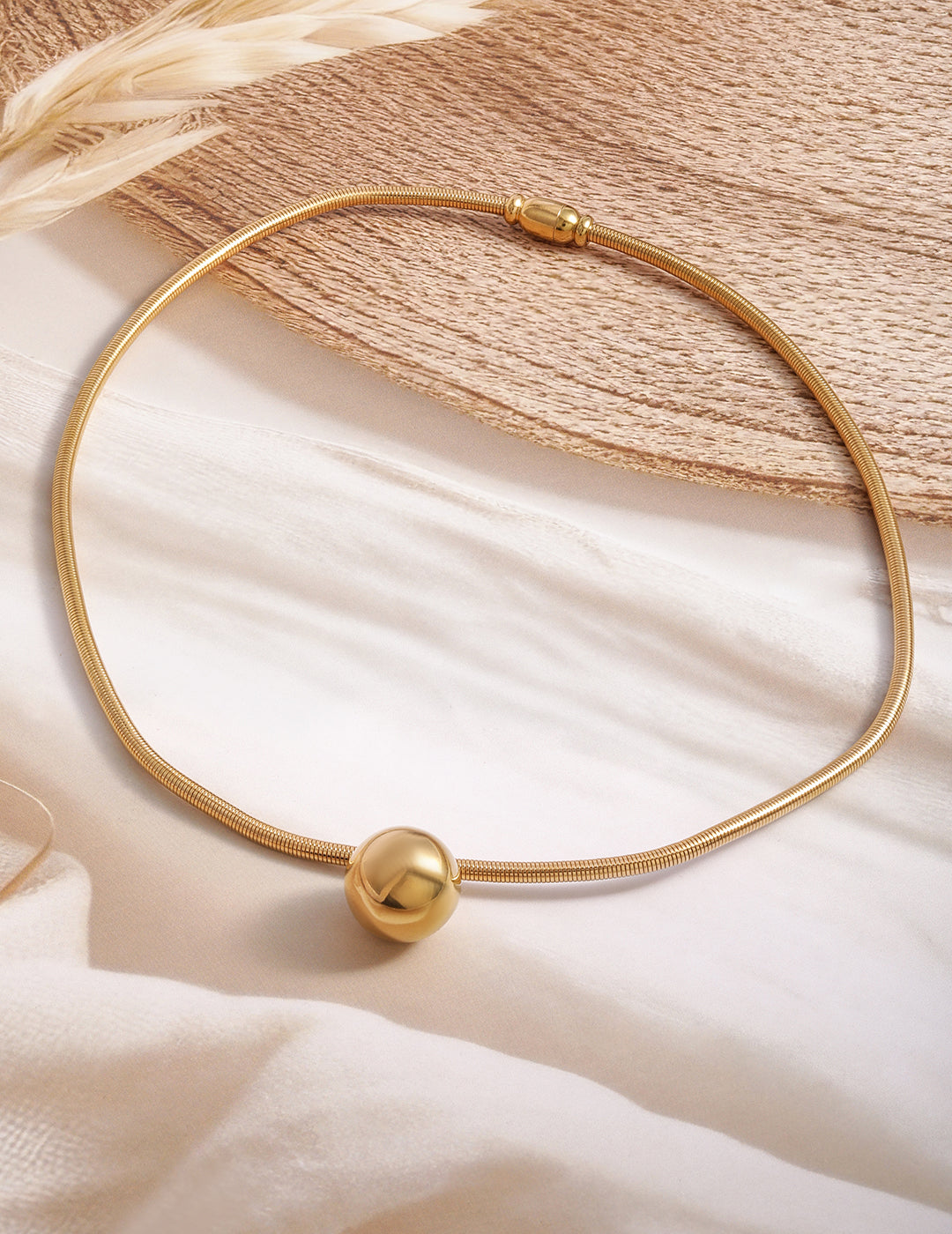 Polished Sphere Radiant Stainless Steel Necklace Gold
