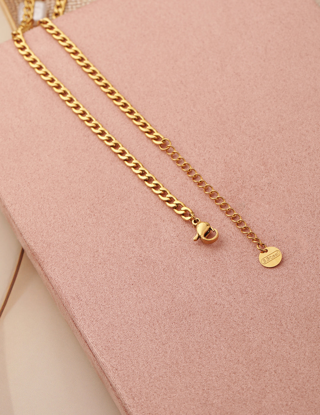 Golden Charm Necklace Gold