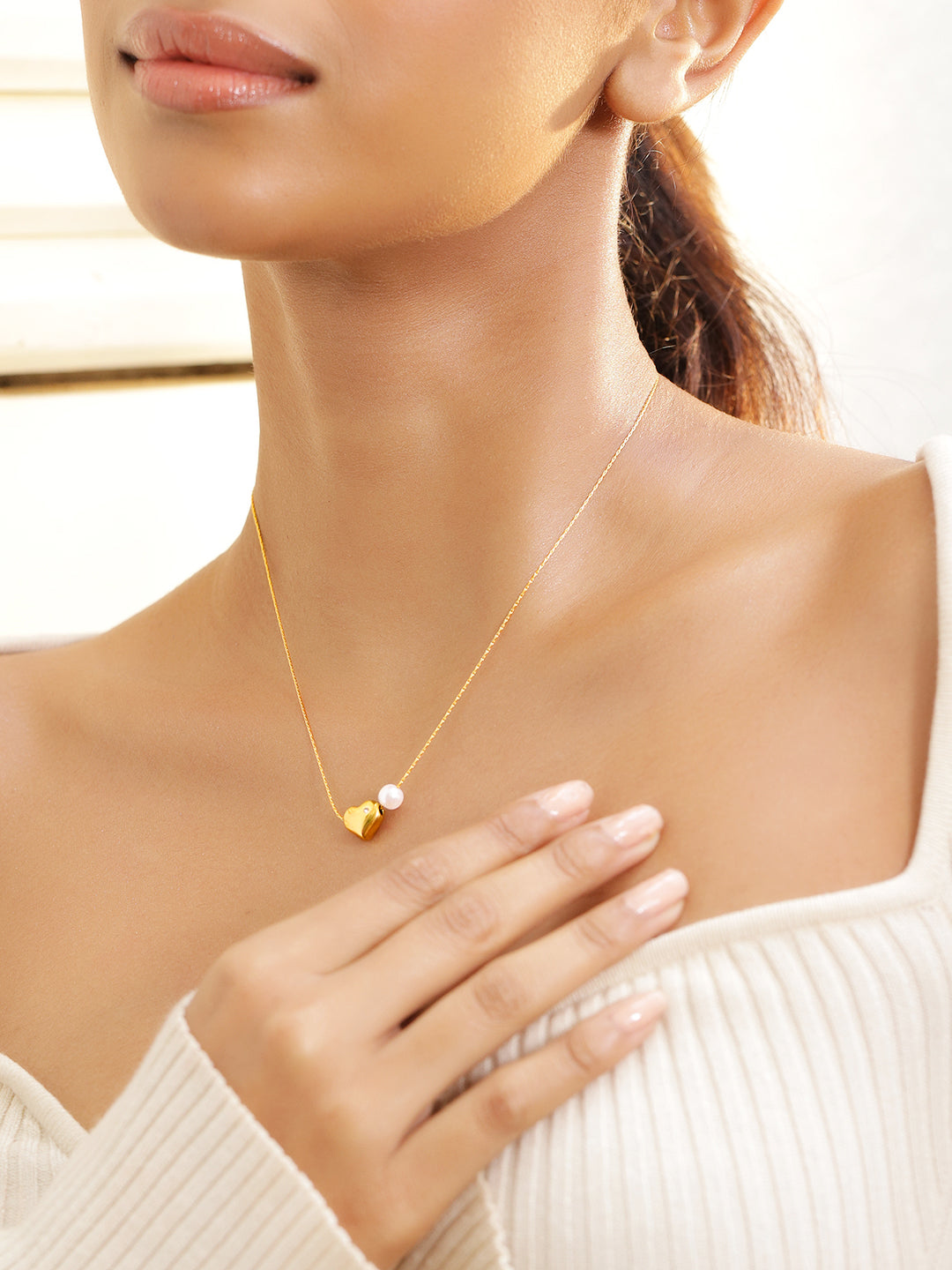 Tender Heart & Pearl Charm Necklace Chain Gold
