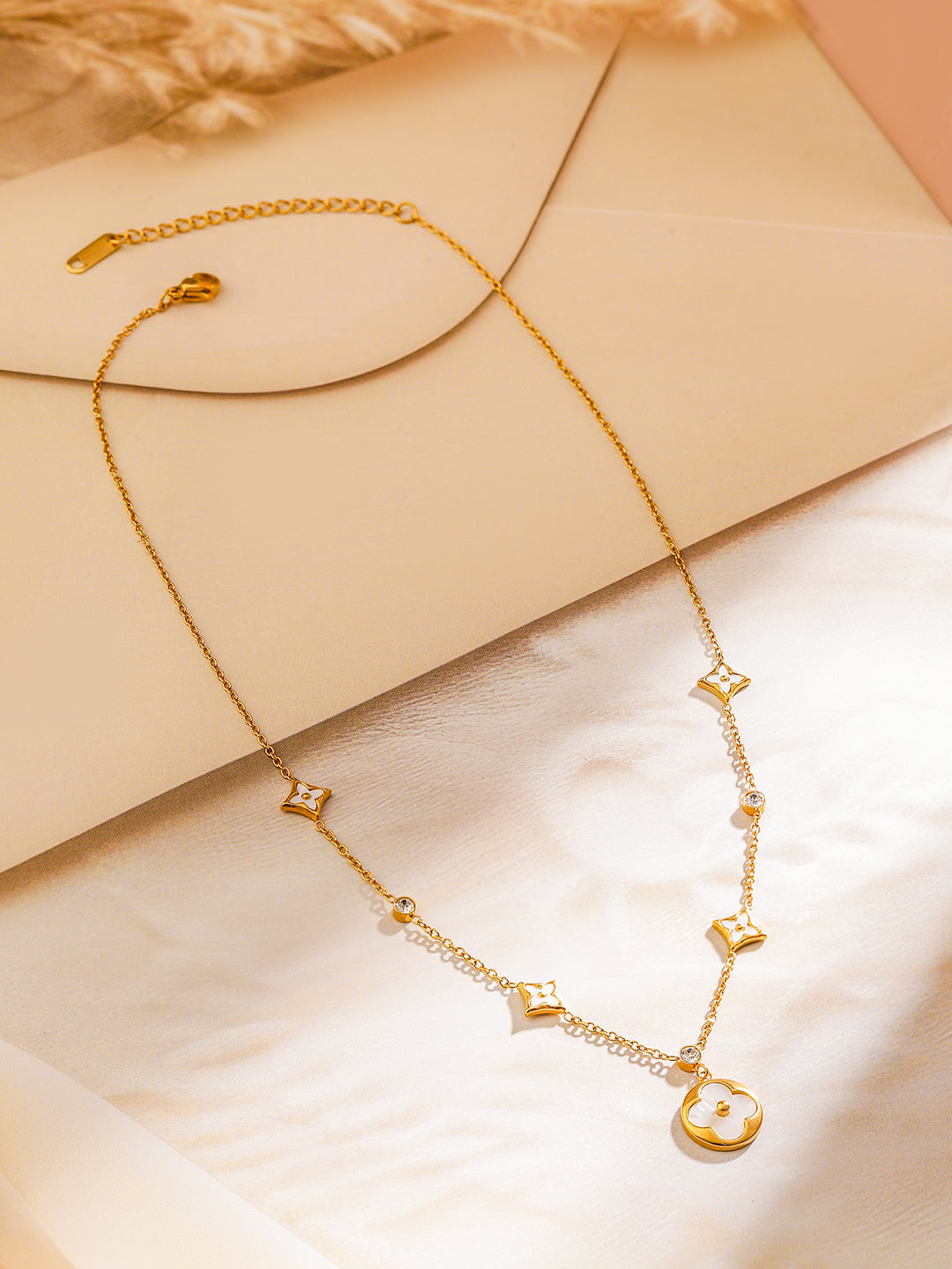 Gold Toned Floral Pendant Gold