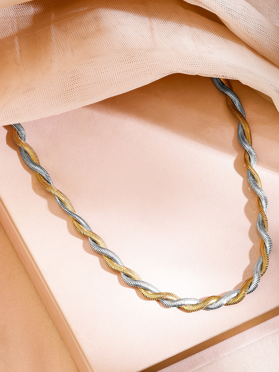 Refined Dual Tone Necklace フリーサイズ