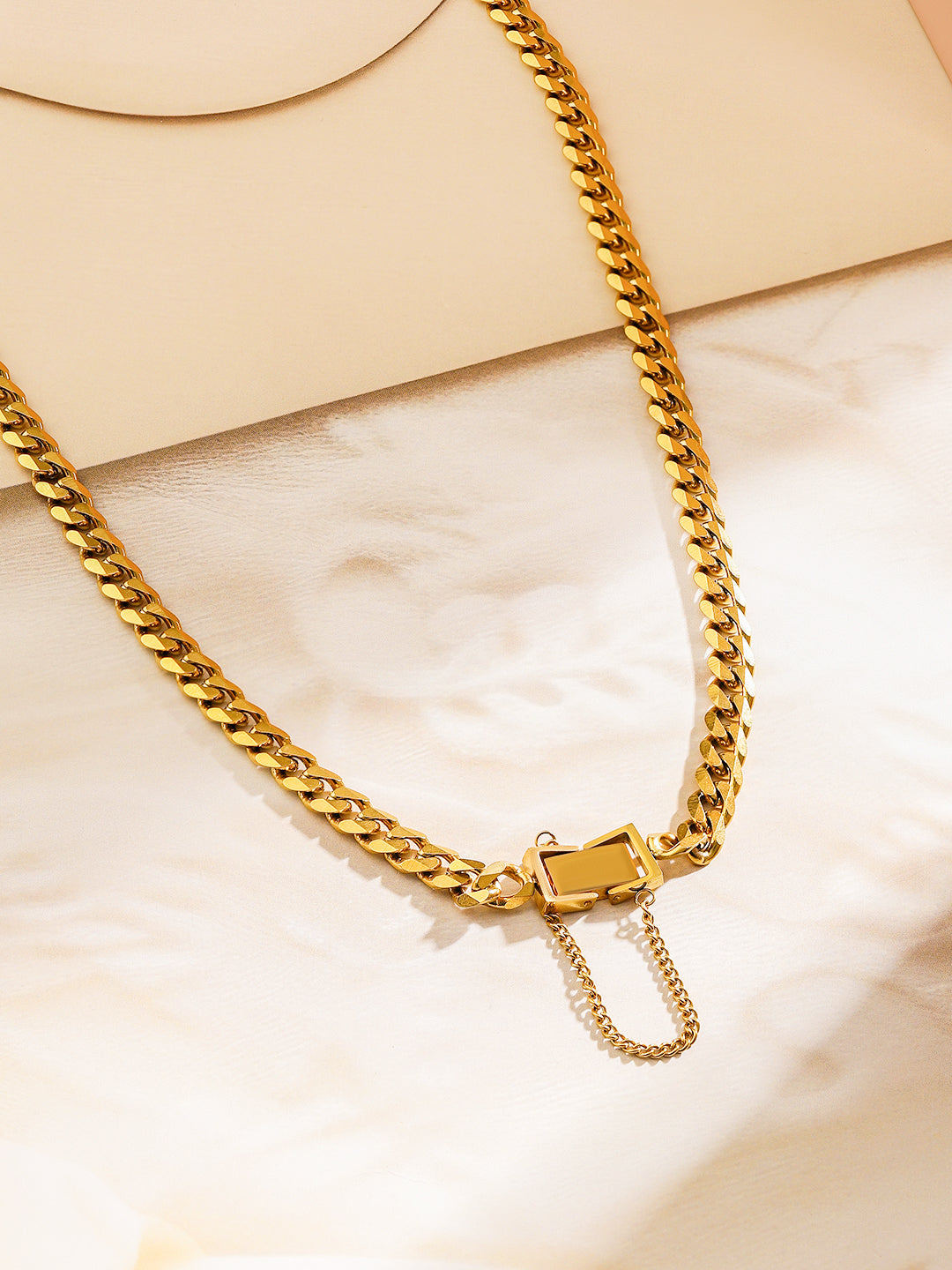 【Rubans】 Bold 18K Gold-Plated Stainless Steel Tarnish-Free Waterproof Cuban Chain Necklace｜18K ゴールドメッキ ステンレス キューバンチェーン ネックレス