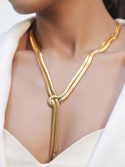 Gold Toned Snake Knot Chain Necklace フリーサイズ