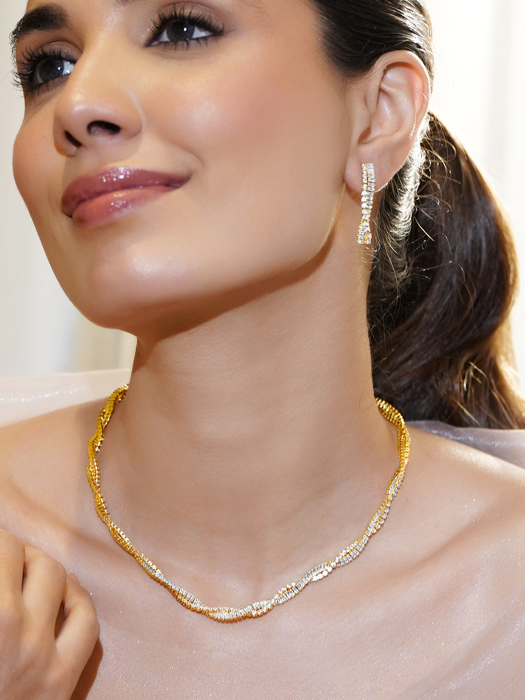 Gold Toned Crystal Embellished Necklace Set フリーサイズ