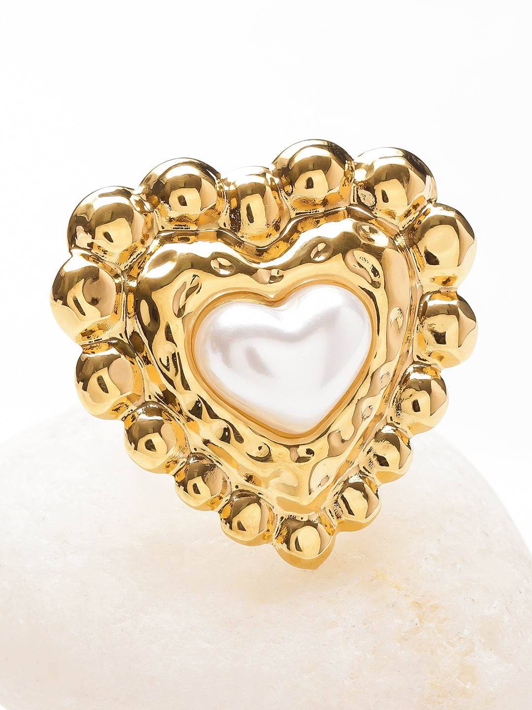 Gold Toned Heart Motif Statement Ring フリーサイズ