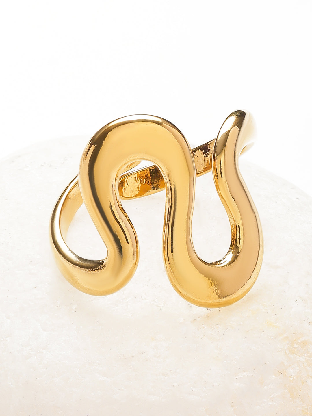 Snake Motif Gold Toned Statement Ring フリーサイズ