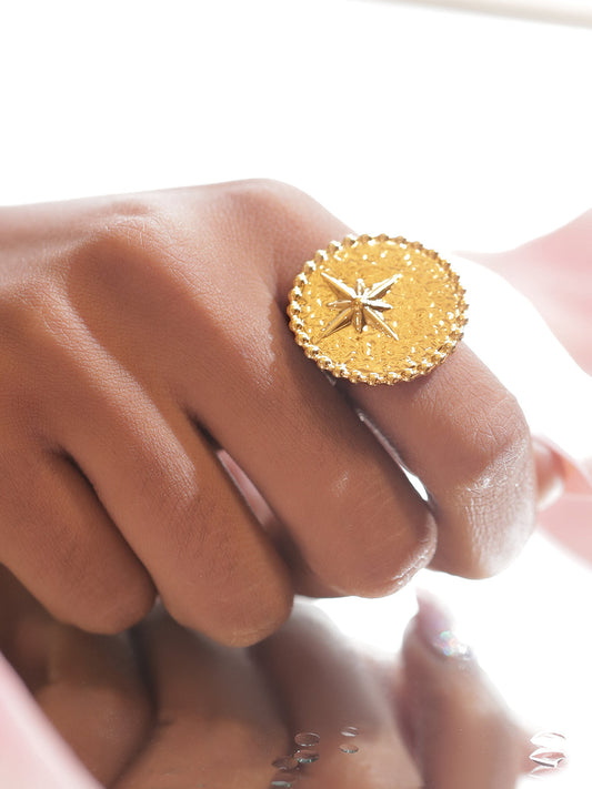 Starburst Motif Gold Statement Ring フリーサイズ
