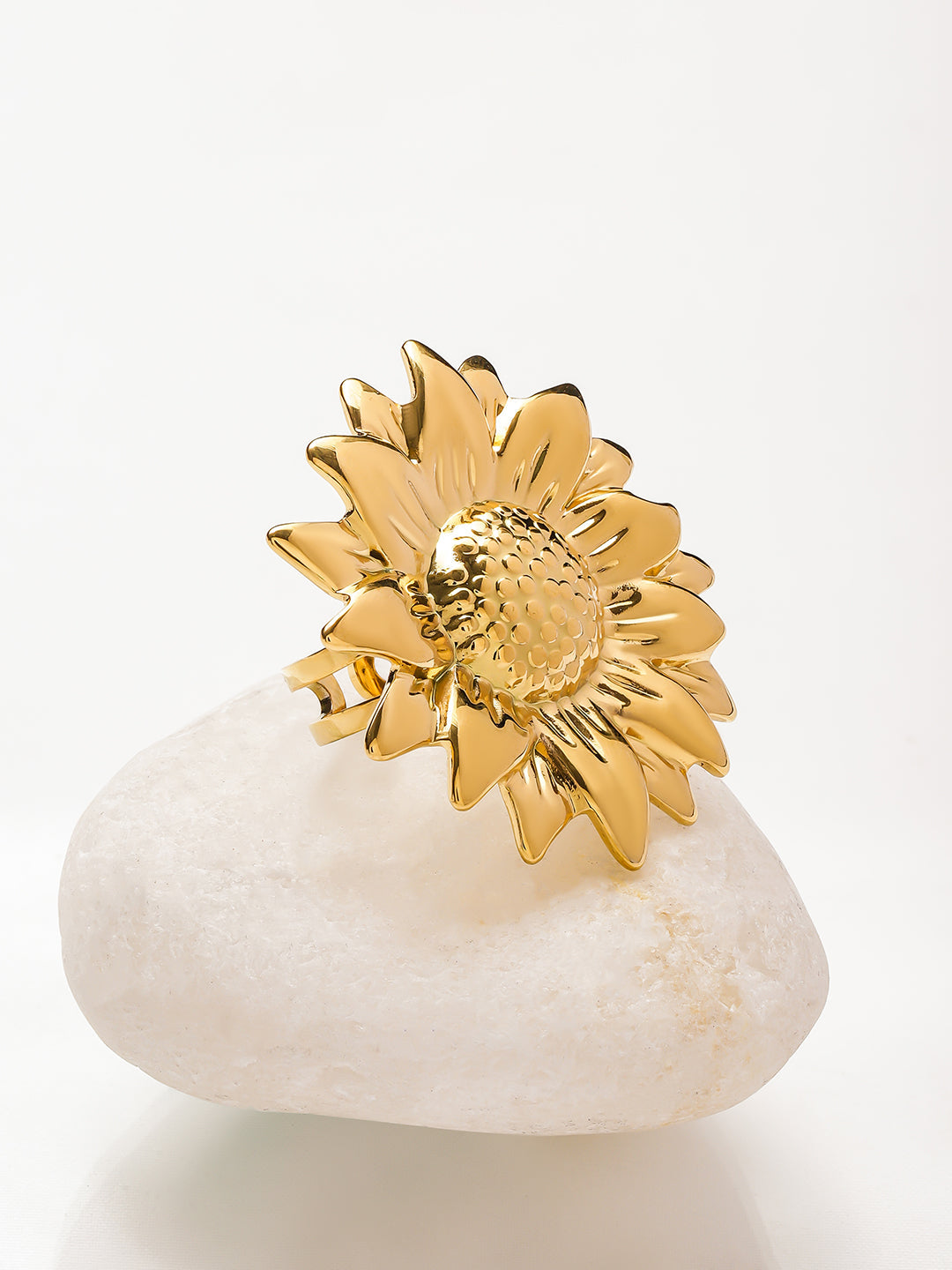 Gold Sunflower Motif Statement Ring フリーサイズ