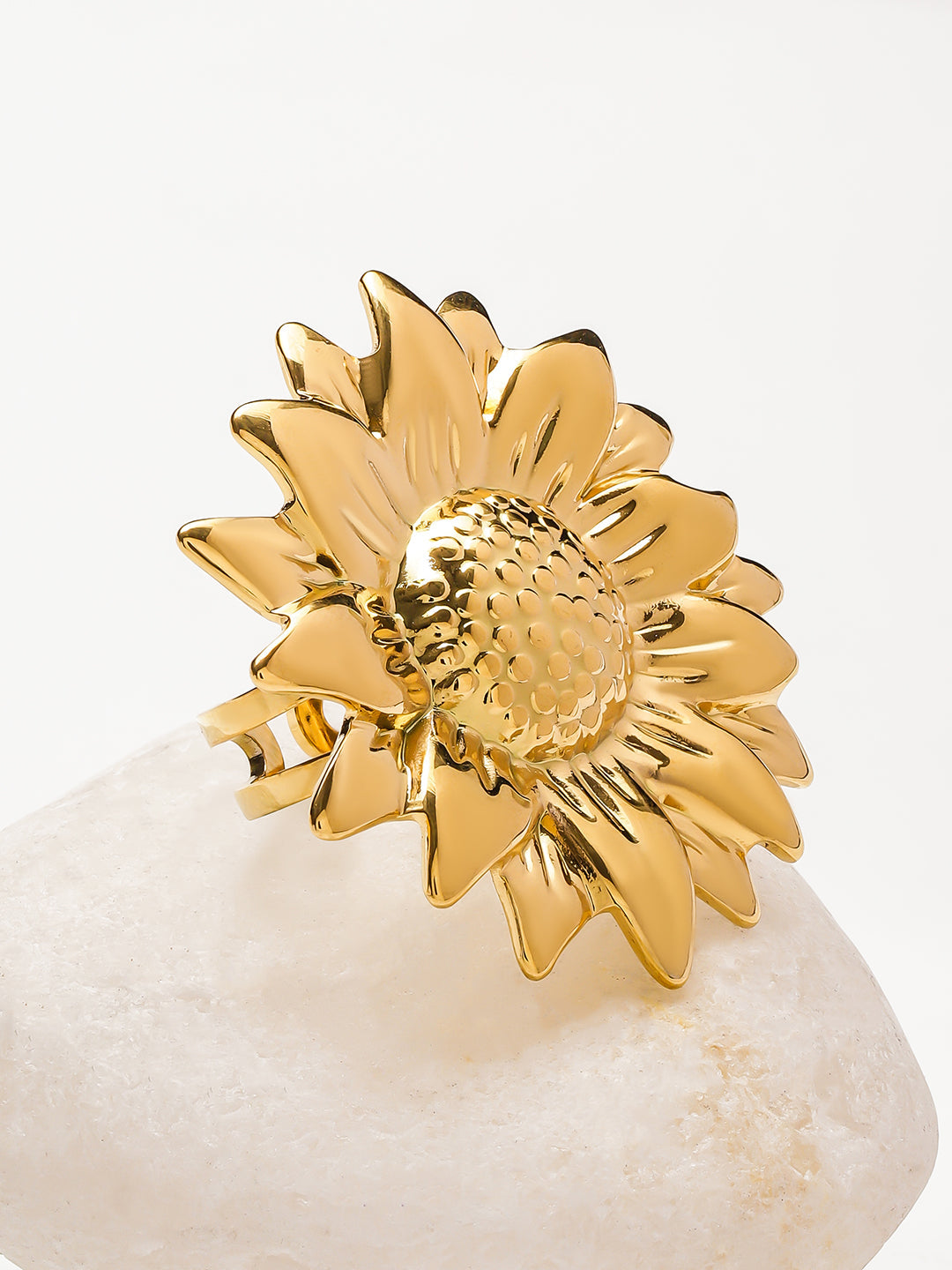 Gold Sunflower Motif Statement Ring フリーサイズ