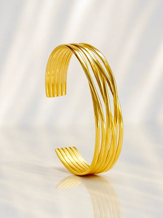 Bold Open Cuff Golden Bracelet フリーサイズ