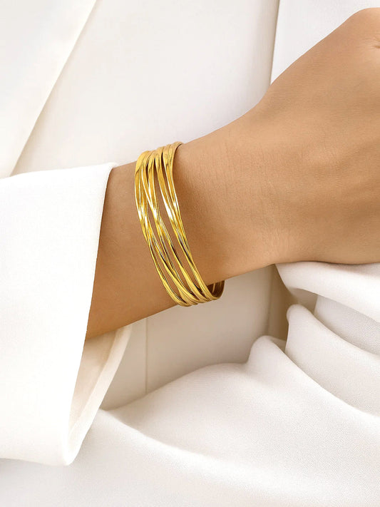 Bold Open Cuff Golden Bracelet フリーサイズ