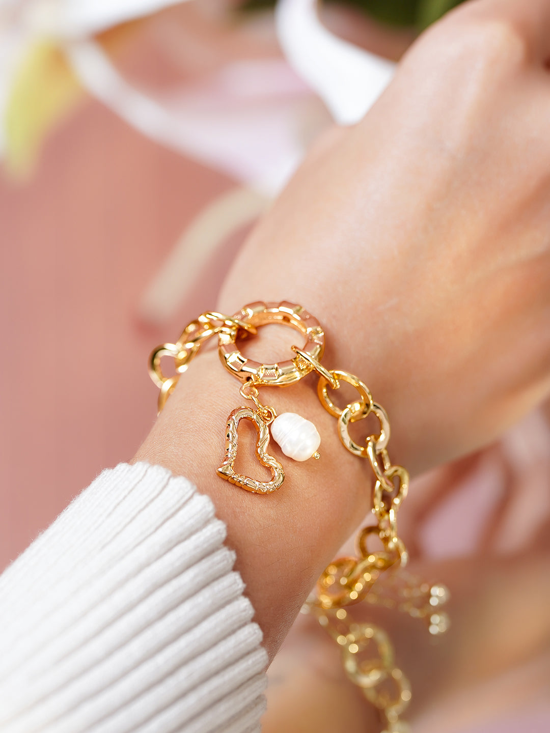 Rubans Voguish 18K Gold-Plated Stainless Steel Tarnish-Free Waterproof Heart Pearl Bracelet フリーサイズ